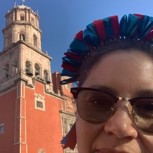 Meet your Posher, Sara